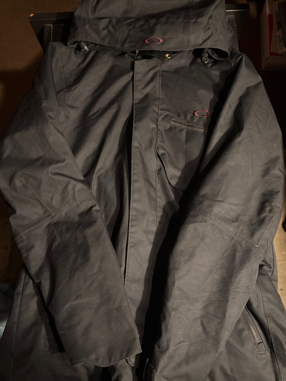 Oakley Men’s Black Hooded Raincoat with Subtle Red Logo